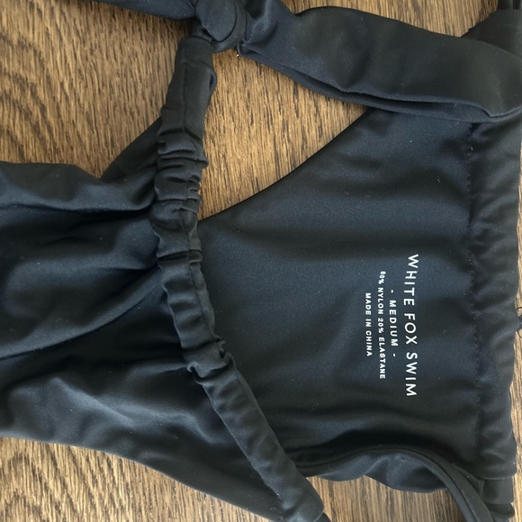 White fox boutique set , Elouera Bikini Top Black, Ocean Views Bottoms Black - Picture 5 of 5